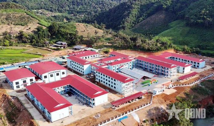 Toàn cảnh Trường Phổ thông nội trú Tiểu học và THCS Mường Lèo (xã Mường Lèo, tỉnh Sơn La) trong ngày khai giảng (5-9-2026). 