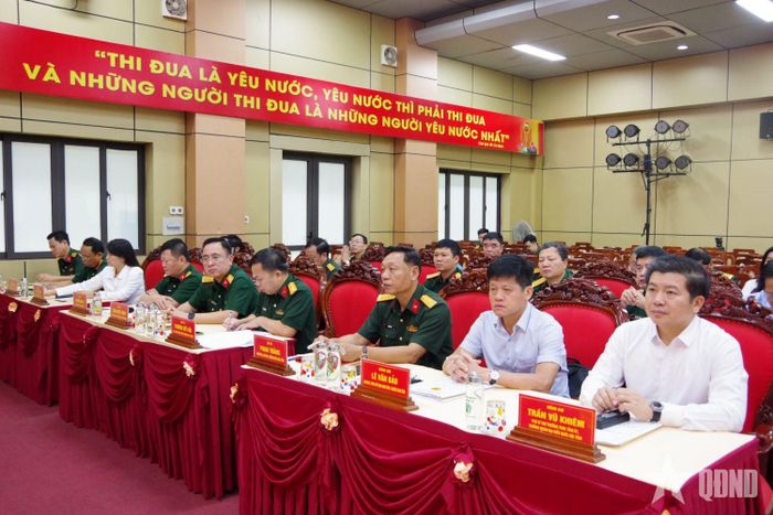 Các đại biểu dự hội thảo.  