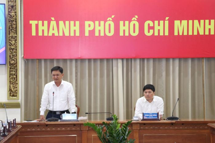 Phó Chủ tịch UBND TPHCM Nguyễn Mạnh Cường phát biểu