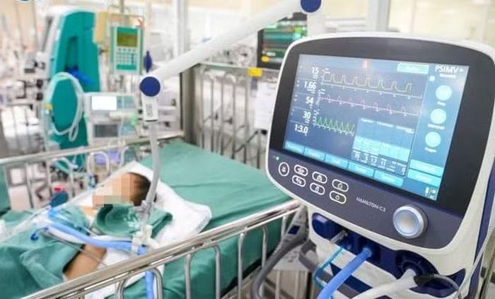 Hồi sức tích cực cho bệnh nhi - Ảnh BVCC
