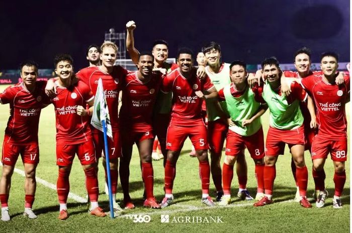 19h15 thứ 5 ngày 10/9: Thể Công Viettel gặp Công an Hà Nội. Ảnh: Thể Công Viettel.