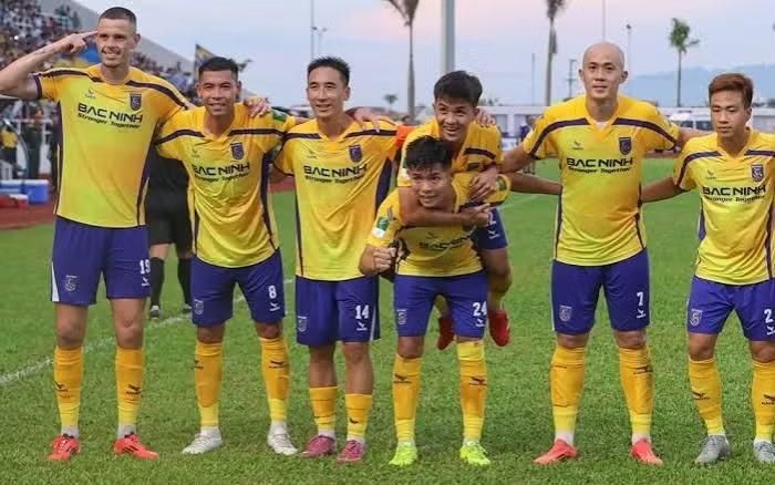 18h thứ 6 ngày 11/9: Bắc Ninh FC gặp CA TPHCM.