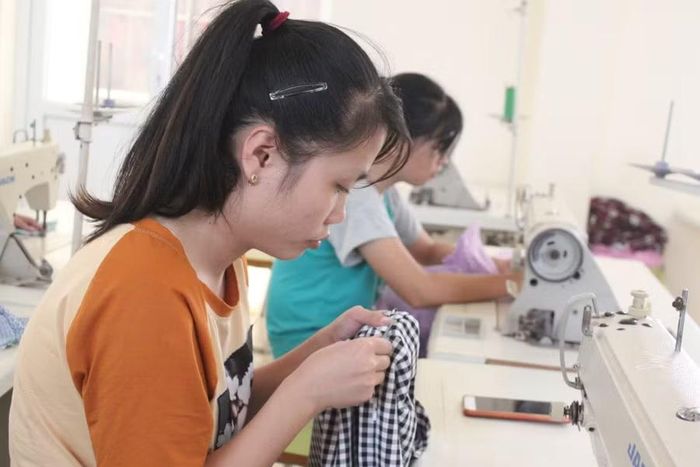 Đào tạo nghề tại Trường Trung cấp nghề Thanh, Thiếu niên khuyết tật, đặc biệt khó khăn Thanh Hóa.