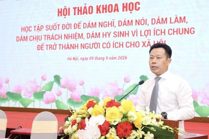 Thứ trưởng Bộ GD&ĐT Lê Quân phát biểu khai mạc Hội thảo.