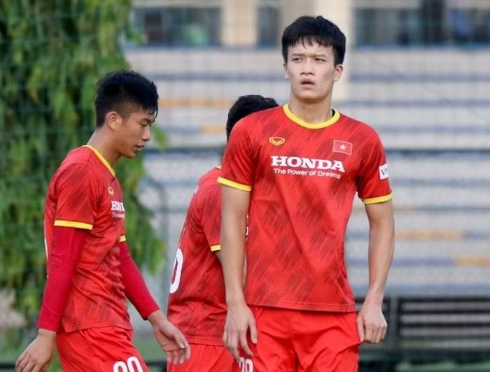Trên Transfermarkt, Hoàng Đức hiện được định giá 325.000 euro, tương đương hơn 9,8 tỷ đồng. Ảnh: VFF.