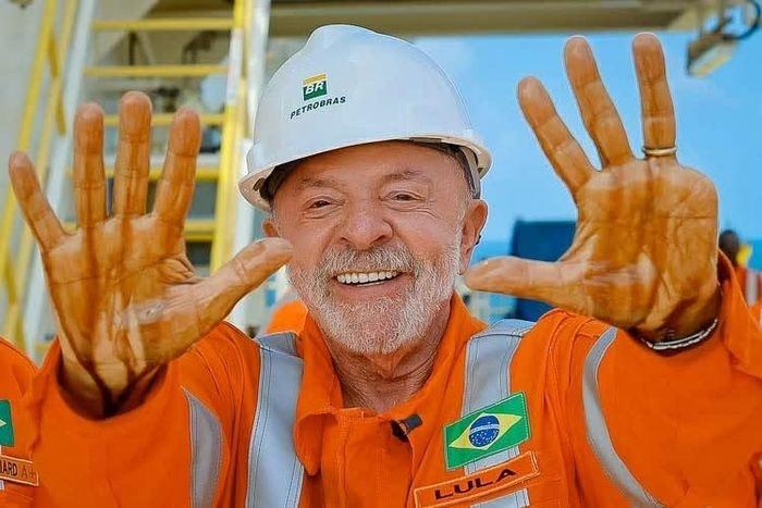 Tổng thống Lula da Silva trong chuyến thăm hoạt động thăm dò dầu khí ngoài khơi bang Amapá, tháng 8/2026. (Nguồn: Partido dos Trabalhadores)