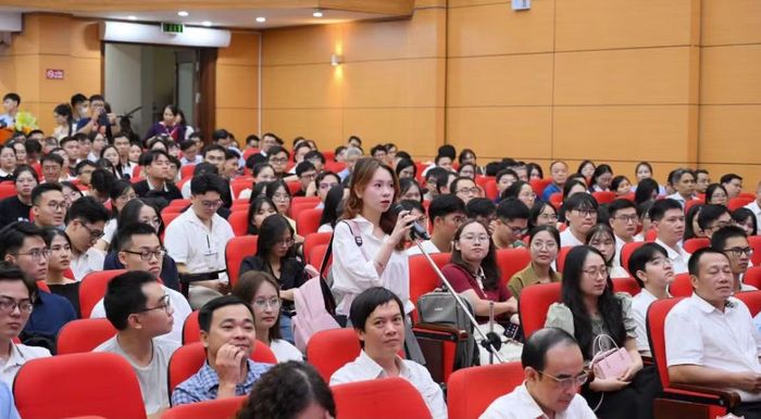 Ứng viên lựa chọn ngành bác sĩ nội trú tại Match Day 2025.