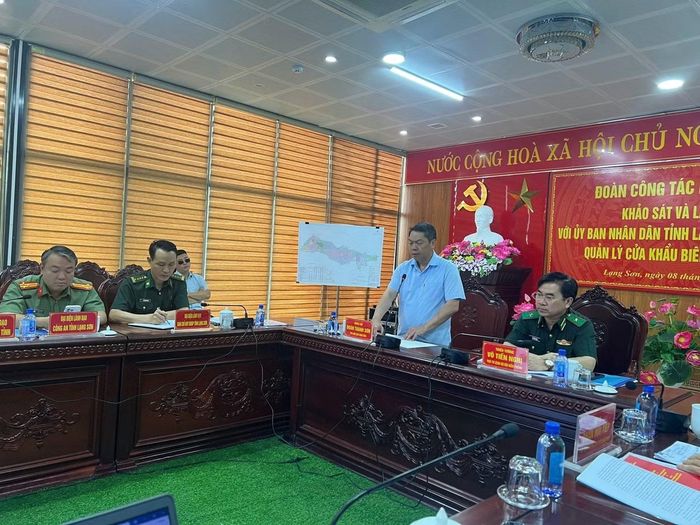 Đồng chí Đoàn Thanh Sơn, Phó Chủ tịch UBND tỉnh Lạng Sơn phát biểu.