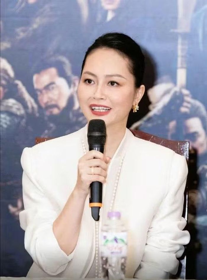Diễn viên Hải Yến khẳng định bộ phim là sự kết nối giữa quá khứ và hiện tại.