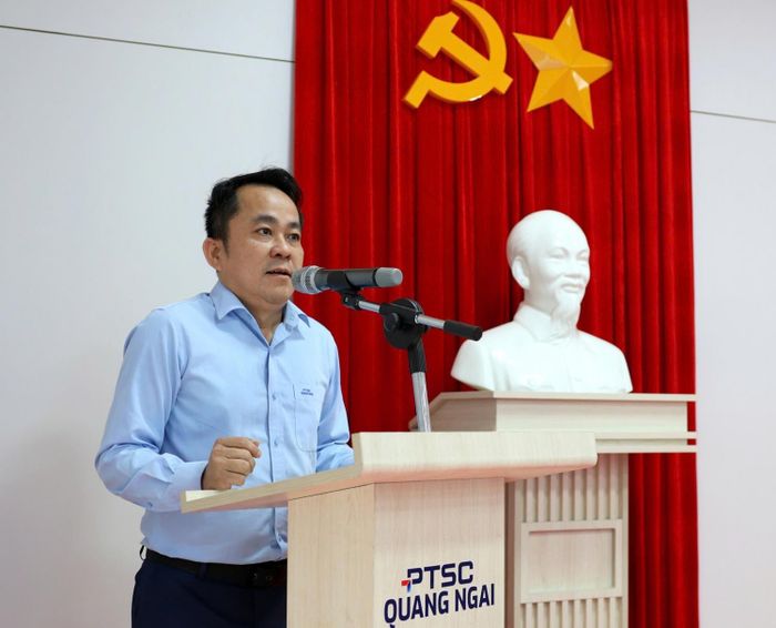 Đồng chí Huỳnh Ngọc Thành, Chánh Văn phòng Đảng - Đoàn thể, Chủ tịch Công đoàn PTSC Quảng Ngãi chia sẻ về những câu chuyện, bài viết ý nghĩa được gửi về chương trình.