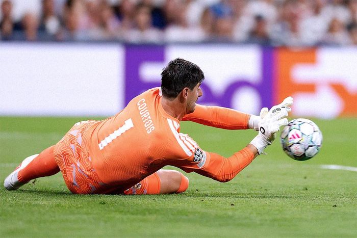 Courtois xuất sắc trong trận 100 chơi bóng ở Champions League. Ảnh: RMCF