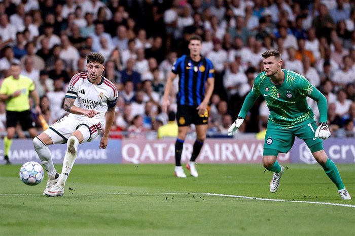 Mbappe và Valverde trừng phạt sai lầm của Inter. Ảnh: RMCF