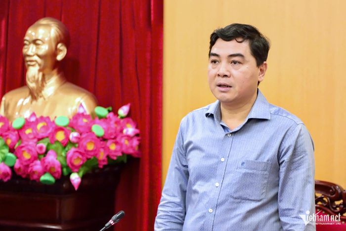 Thứ trưởng Thường trực Bộ Dân tộc và Tôn giáo Nguyễn Hoài Anh chủ trì cuộc họp.