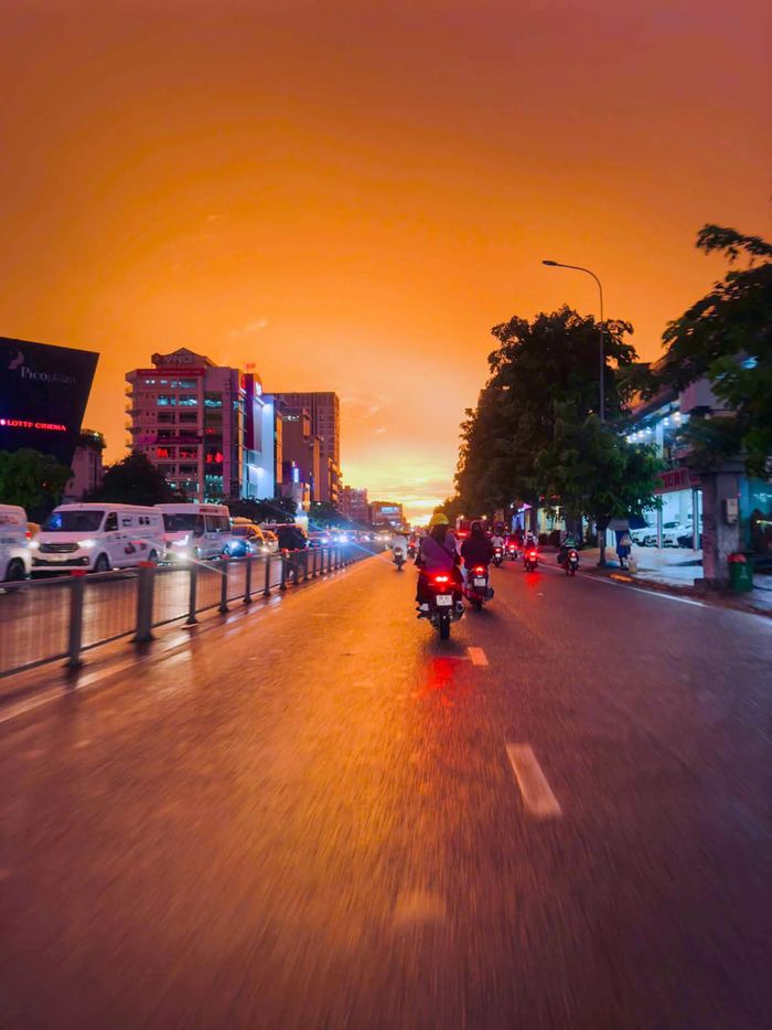 Hình ảnh ghi nhận trên đường Cộng Hoà. Ảnh: Như Sỹ