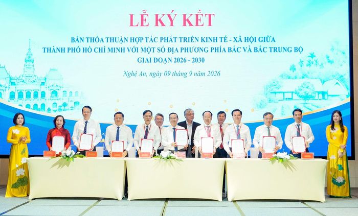 TP.HCM và các địa phương ký quy chế phối hợp