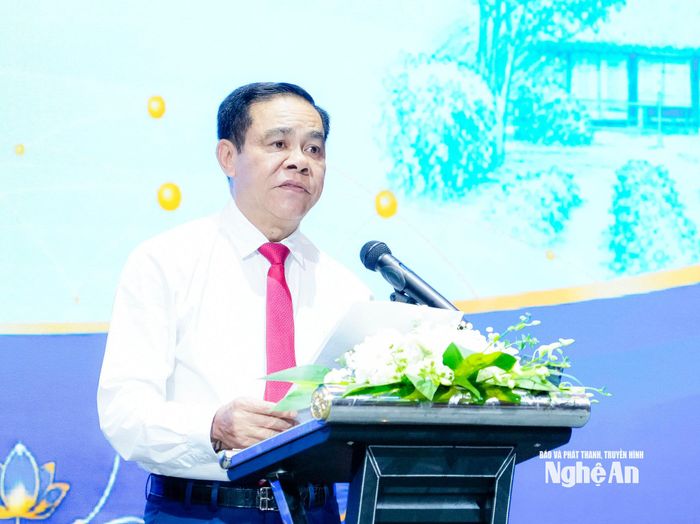 Đồng chí Võ Trọng Hải - Phó Bí thư Tỉnh uỷ, Chủ tịch UBND tỉnh Nghệ An phát biểu khai mạc hội nghị. Ảnh: Phạm Bằng