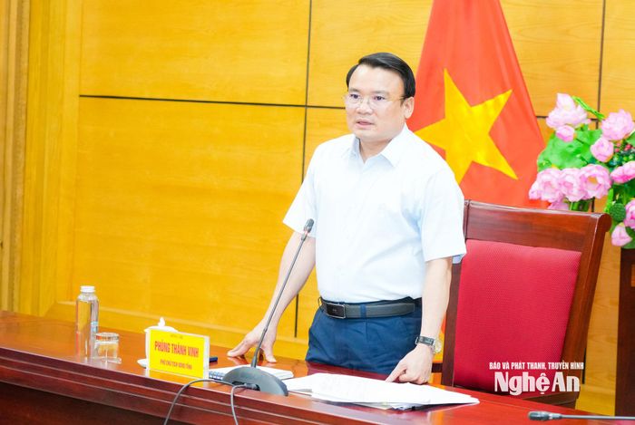 Phó Chủ tịch UBND tỉnh Phùng Thành Vinh kết luận cuộc họp. Ảnh: TL