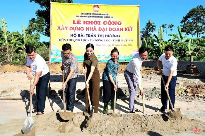 Từ đầu năm đến nay, xã Đồng Lộc đã khởi công xây dựng mới 11 căn nhà đại đoàn kết với tổng kinh phí hỗ trợ 730 triệu đồng.