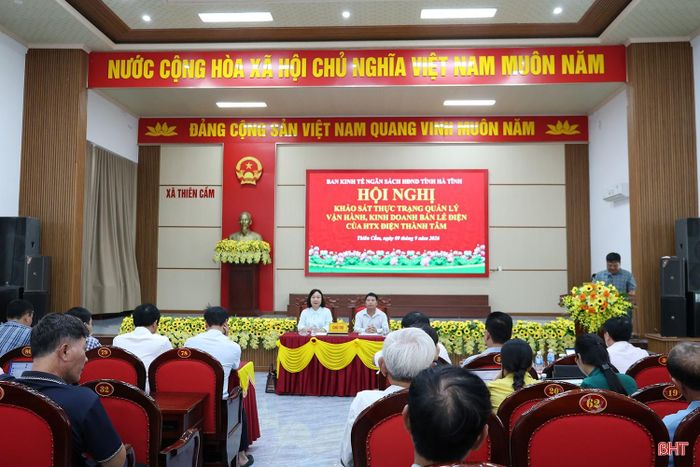Toàn cảnh buổi khảo sát.