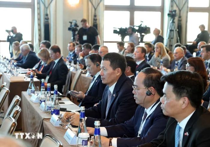 Các đại biểu tham dự Diễn đàn Khoa học và Công nghệ Việt Nam-Liên bang Nga. (Ảnh: Thống Nhất/TTXVN)