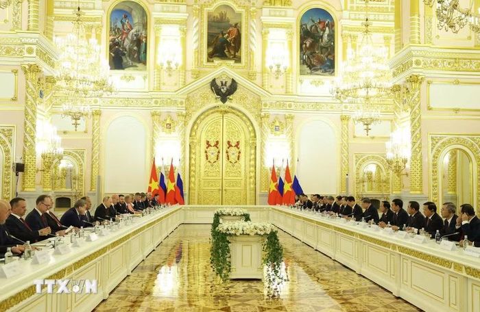 Tổng Bí thư, Chủ tịch nước Tô Lâm hội đàm chính thức với Tổng thống Liên bang Nga Vladimir Putin. (Ảnh: Thống Nhất/TTXVN)