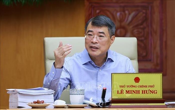 Thủ tướng Lê Minh Hưng kết luận cuộc họp về dự án Luật sửa đổi, bổ sung một số điều của Luật Đất đai; Luật Nhà ở và Luật Kinh doanh bất động sản. Ảnh: Dương Giang/TTXVN