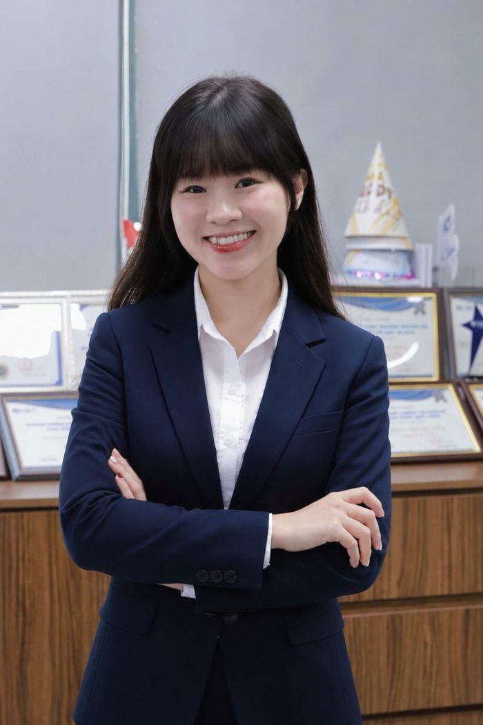 Bà Đào Thị Linh, Trưởng phòng Tư vấn Đầu tư Công ty Cổ phần Giao dịch Hàng hóa Thành phố Hồ Chí Minh (HCT) - Thành viên Kinh doanh số 012 của MXV.