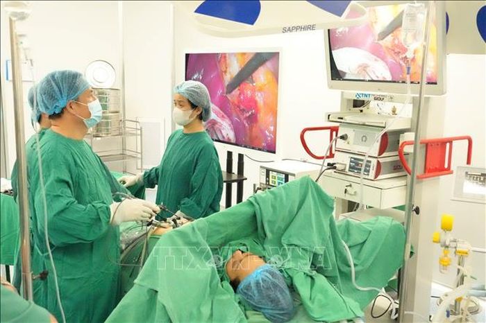 Ca phẫu thuật nội soi điều trị bệnh lý phức tạp tại Bệnh viện Đa khoa Nam Định, tỉnh Ninh Bình.