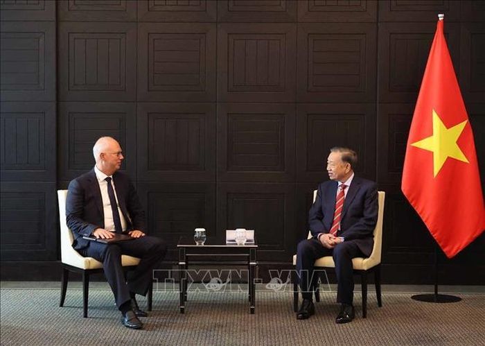 Tổng Bí thư, Chủ tịch nước Tô Lâm tiếp Quỹ Đầu tư trực tiếp Liên bang Nga (RDIF) Kiril Dmitriev. Ảnh: Thống Nhất/TTXVN