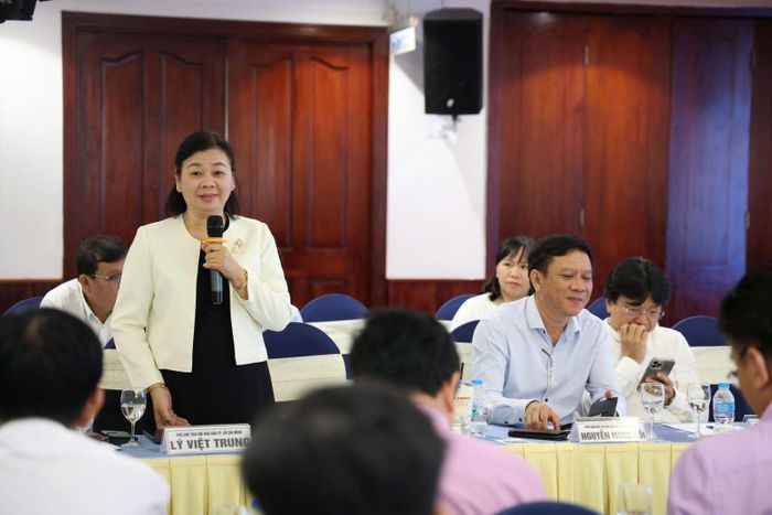 Các đại biểu đóng góp nhiều ý kiến để đảm bảo độ thông tin chính xác khi làm báo thời công nghệ số.