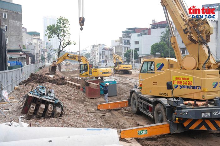 Đường 2.5 đã được TP Hà Nội hoàn thành một số đoạn đường từ nhiều năm qua. Đến ngày 20/3, TP Hà Nội khởi công một số đoạn tuyến còn lại nhằm khép kín đường 2.5.