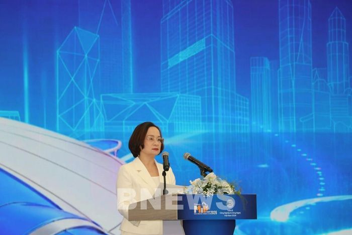 Bà Lý Hoa Liên - Phó Tổng giám đốc Phát triển Kinh doanh và Đối ngoại, Trung tâm Triển lãm Việt Nam (VEC) phát biểu. Ảnh: Văn Xuyên/Bnews/TTXVN