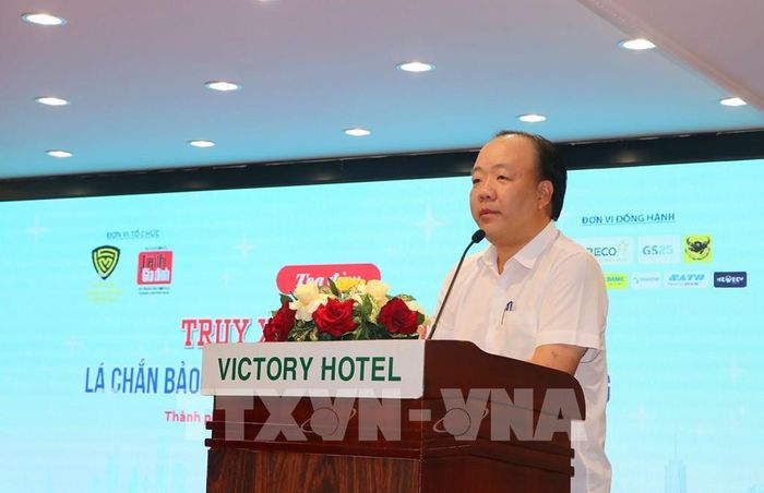 Ông Trần Hữu Linh, Cục trưởng Cục Quản lý và Phát triển thị trường trong nước, Bộ Công Thương phát biểu tại tọa đàm. Ảnh: Thanh Vũ - TTXVN