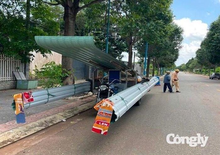 Cảnh sát giao thông TP.HCM tăng cường kiểm soát xe ba gác.