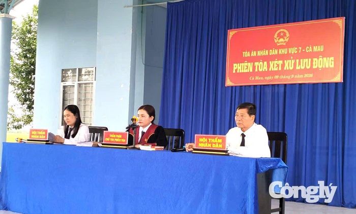 HĐXX tại phiên tòa lưu động