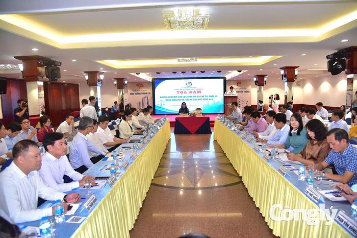 Tọa đàm “Những điểm mới của Luật Báo chí và chế tài pháp lý: Nhận diện rủi ro, bảo vệ đạo đức nghề báo”.