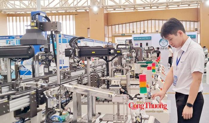 Gian hàng Công ty CP Giải pháp tự động hóa ETEK tại Hanoi MIP Fair 2026.