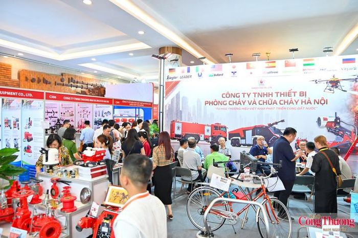 Hơn 16 quốc gia tham gia Triển lãm quốc tế về kỹ thuật, phương tiện PCCC và CNCH.