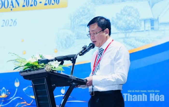 Phó Giám đốc Sở Tài chính tỉnh Thanh Hóa Nguyễn Đức Thịnh tham luận tại hội nghị.