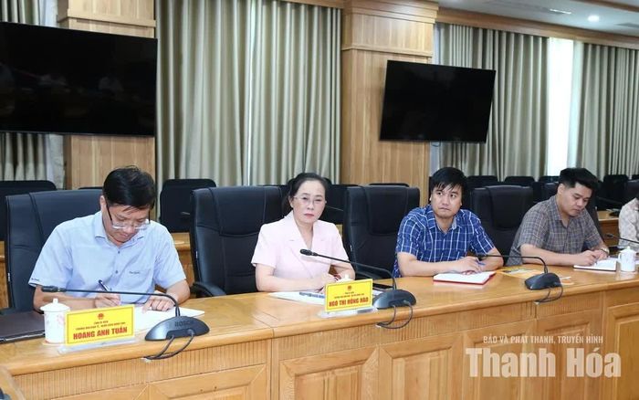 Các đại biểu dự hội nghị.
