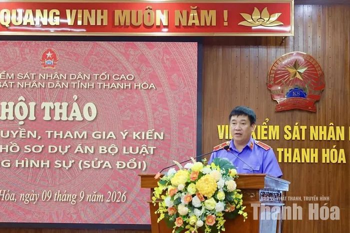 Viện trưởng VKSND tỉnh Thanh Hoá Nguyễn Tiến Dũng phát biểu khai mạc hội thảo