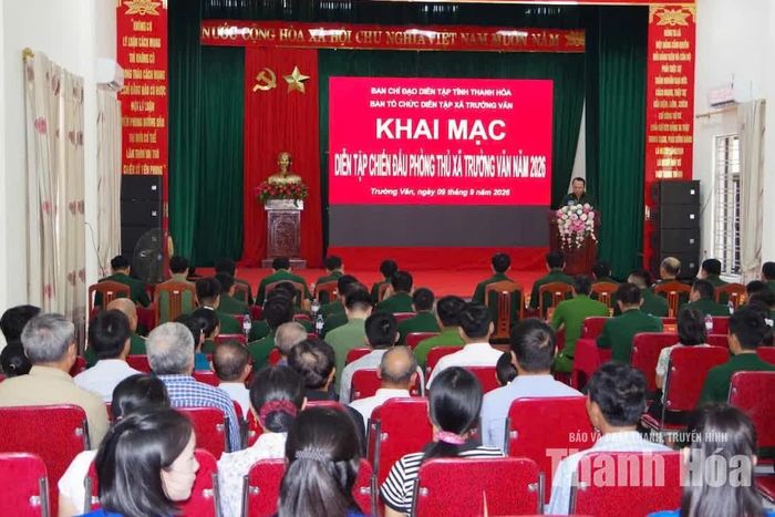 Toàn cảnh khai mạc diễn tập.
