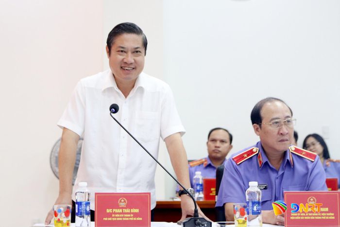 Phó Chủ tịch UBND thành phố Phan Thái Bình phát biểu tại buổi khảo sát. Ảnh: TRỌNG HUY