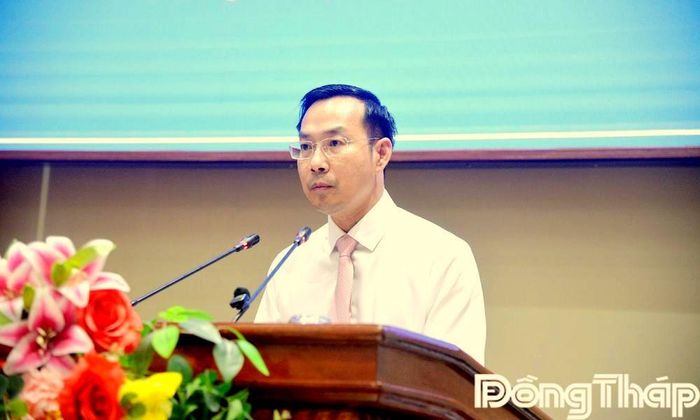 Đồng chí Nguyễn Thanh Nhàn, Phó Bí thư Tỉnh ủy, Chủ tịch UBND tỉnh Đồng Tháp phát biểu nhận nhiệm vụ. 