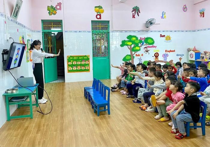 Tiếng Anh tích hợp có sự khác biệt so với hình thức cho trẻ mẫu giáo làm quen với tiếng Anh đang được triển khai tại nhiều cơ sở giáo dục hiện nay. Ảnh minh họa: Nhã Uyên
