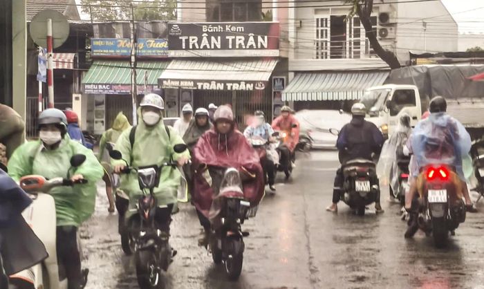 Trên địa bàn phường Tây Nha Trang xảy ra mưa vừa trong ngày 9-9.