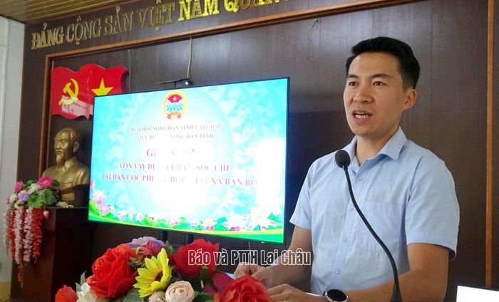 Đồng chí Lò Minh Hiếu – Phó Chủ tịch Hội Nông dân tỉnh phát biểu tại chương trình.