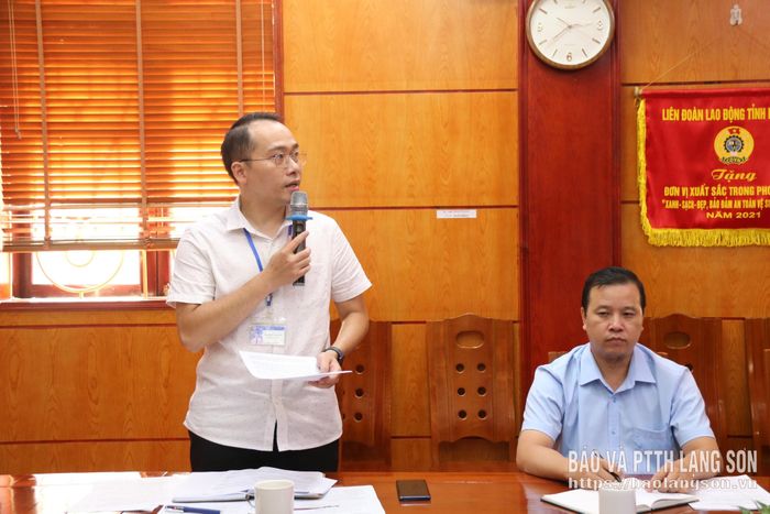 Đại biểu phát biểu ý kiến tại hội nghị