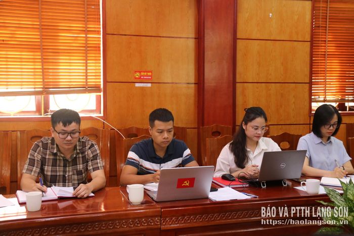 Các đại biểu dự hội nghị tại điểm cầu Lạng Sơn