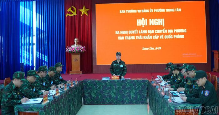  Hội nghị Ban Thường vụ Đảng ủy phường Trung Tâm ra nghị quyết lãnh đạo chuyển địa phương vào trạng thái khẩn cấp về quốc phòng. 